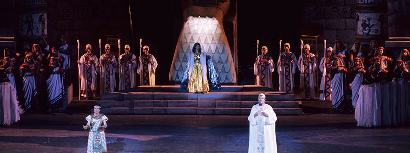 Operaföreställningen Aida i Verona.